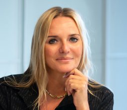 katja hansel_professor