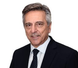 costas piliounis_professor